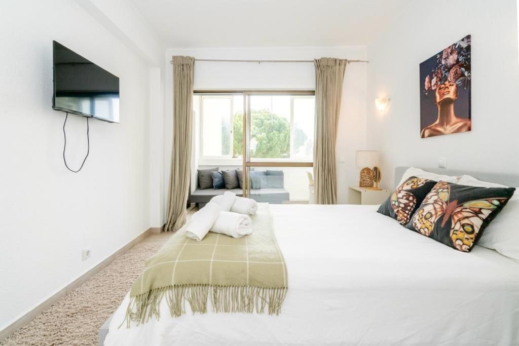 Spacious 1 Bed In Vilamoura, Fast Wifi & Pool Quarteira Exterior foto